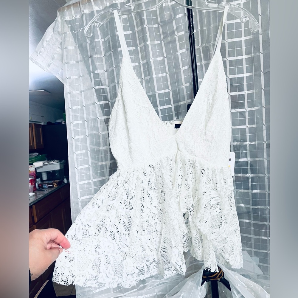 Elegant White Lace Dress